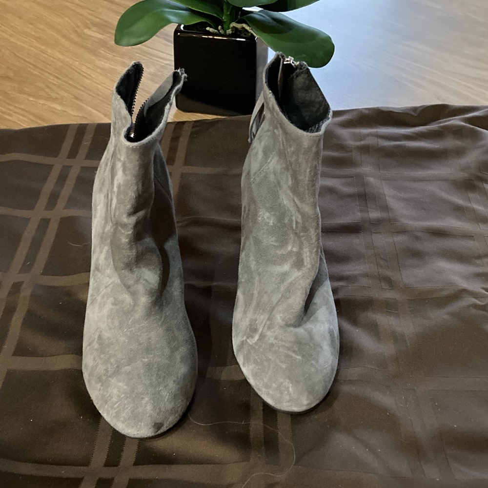 Steve Madden Charcoal Suede Ankle Booties